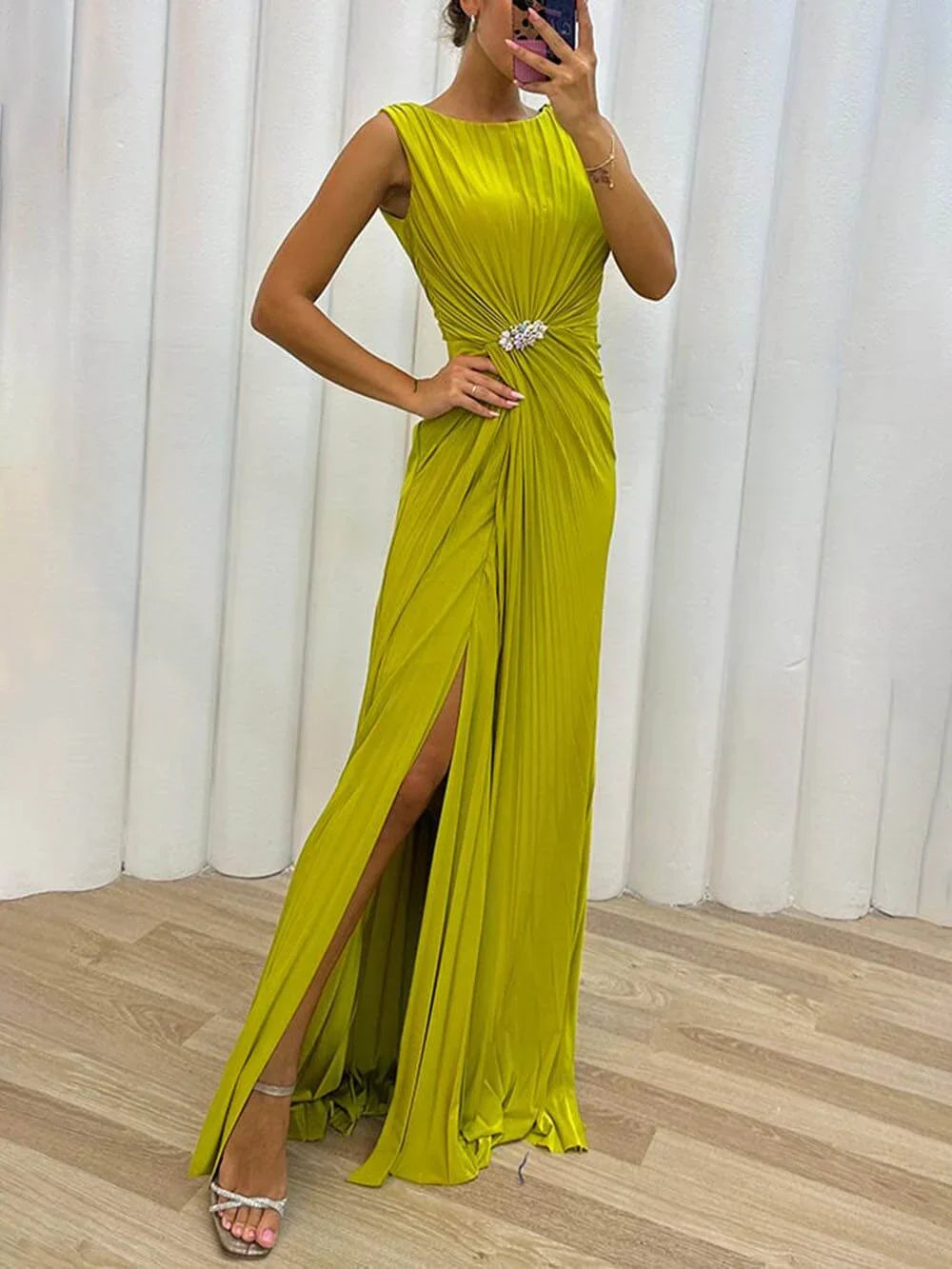 Alma – Timeless Draped Dress