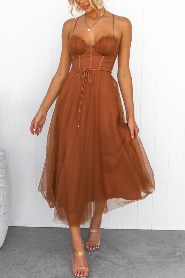 Zeiden - Elegant Strappy A-Line Midi Dress